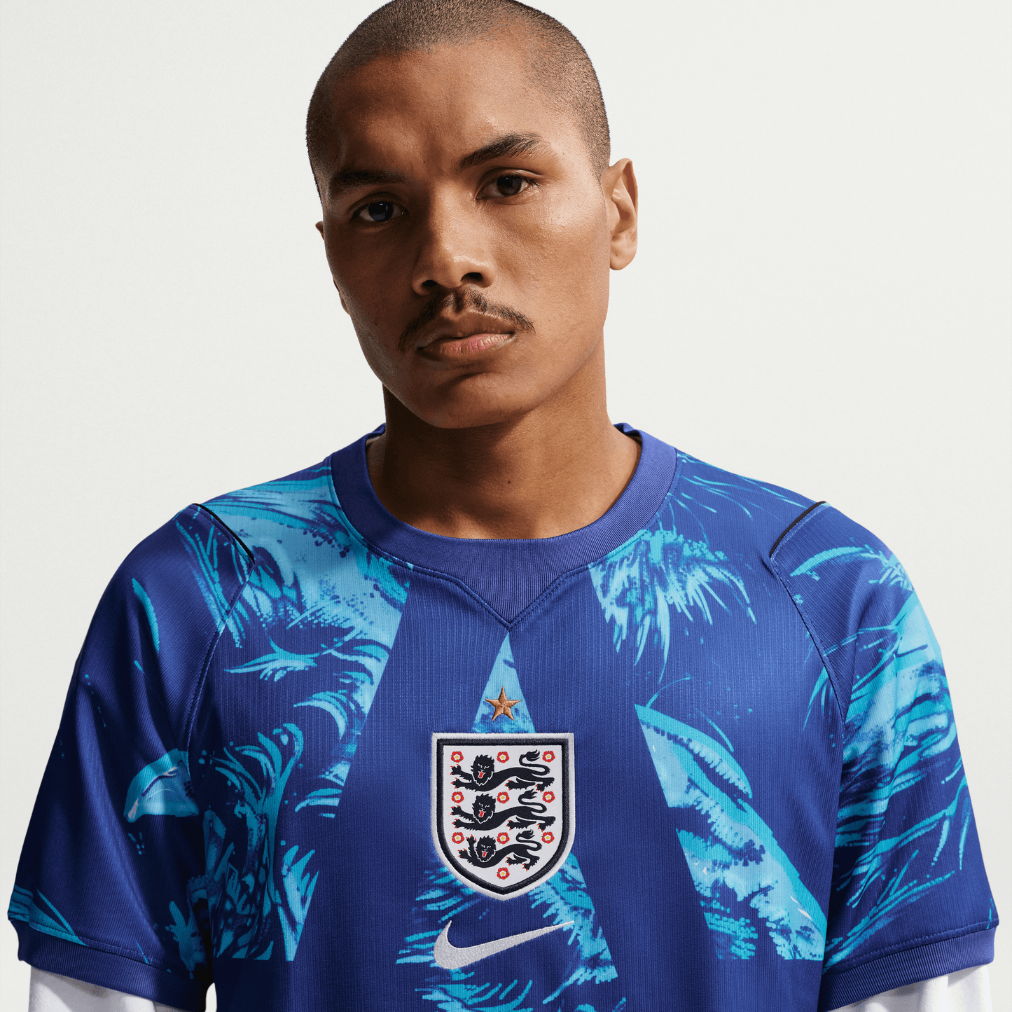 Nike Men's England Home 2026 Goalkeeper Jersey
